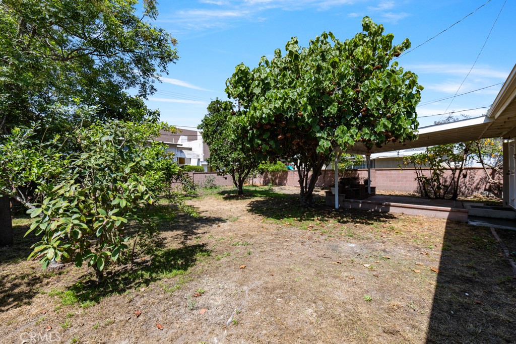 12521 Aristocrat Avenue