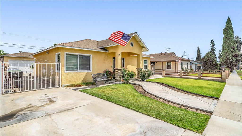 14102 Graystone Avenue