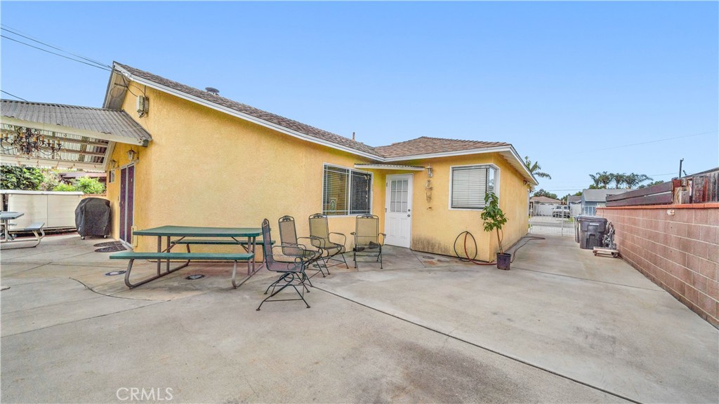 14102 Graystone Avenue