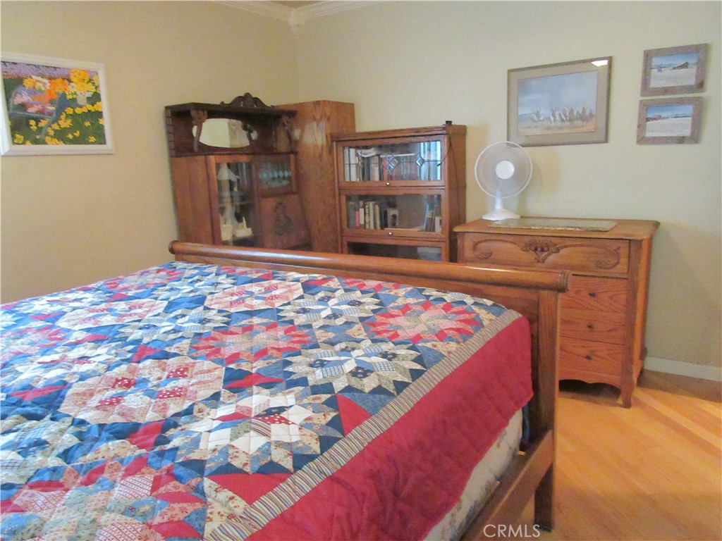 14102 Graystone Avenue