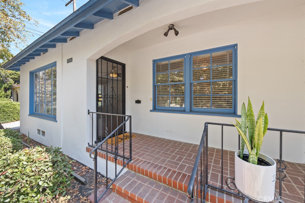 901 East 37th Street