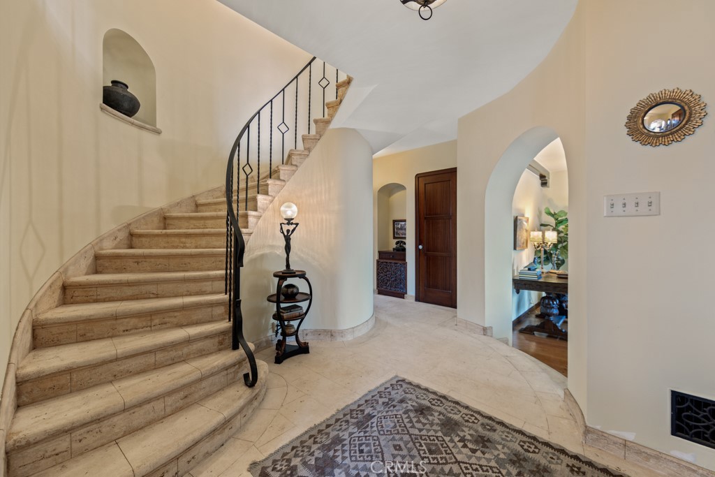 901 East 37th Street