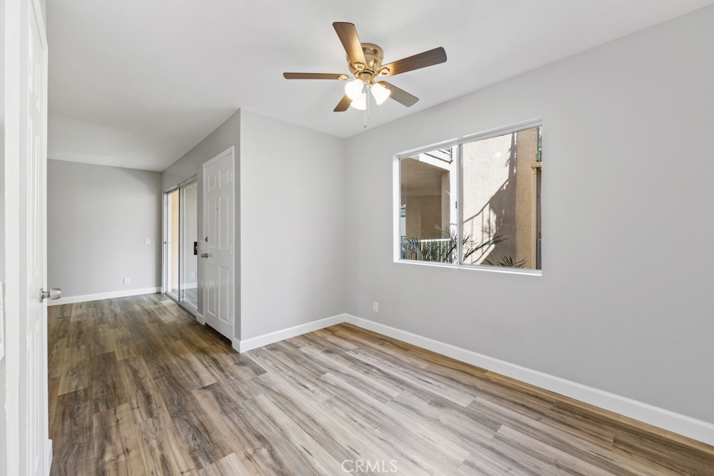 1207 Obispo Avenue 202