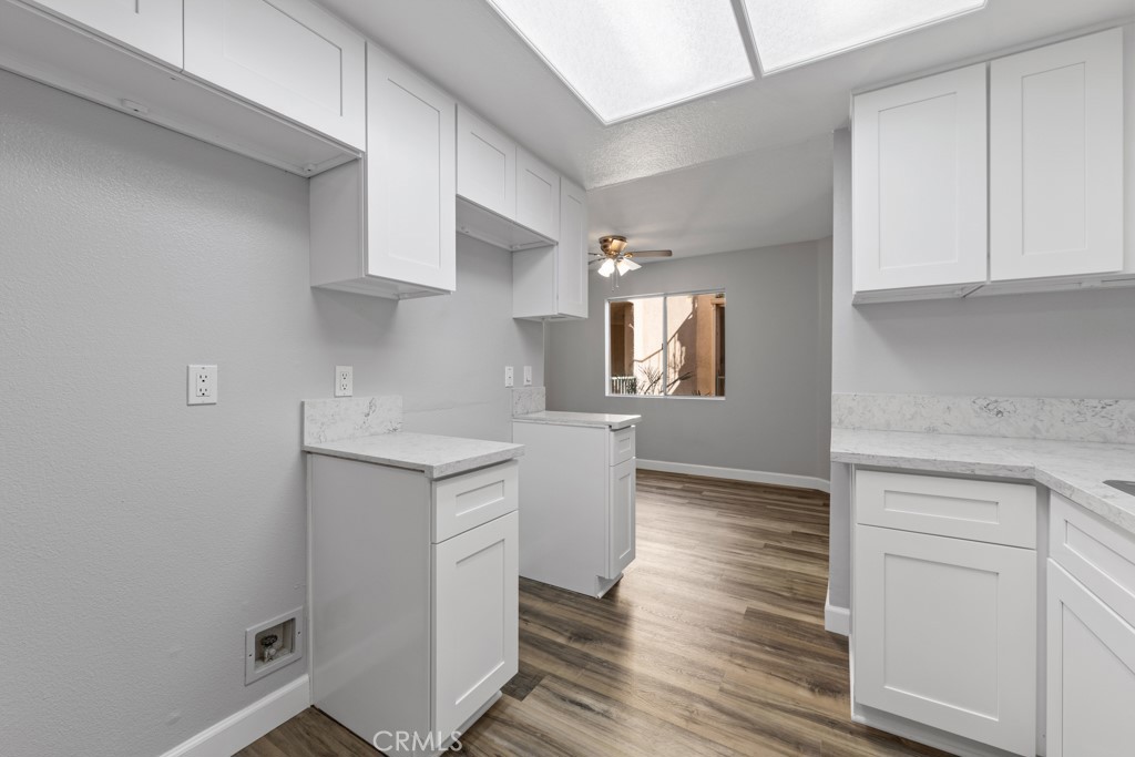 1207 Obispo Avenue 202