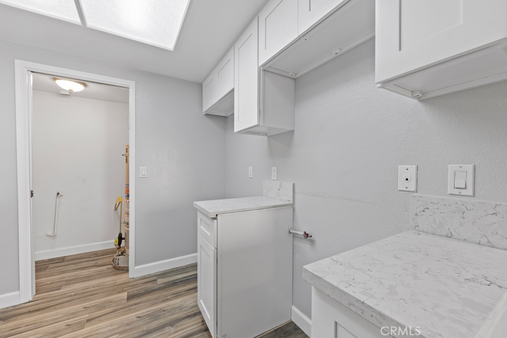 1207 Obispo Avenue 202