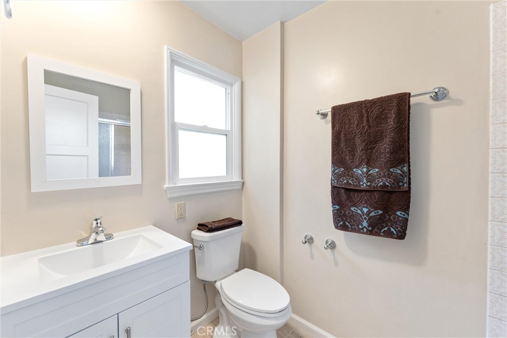 5621 Fullerton Avenue