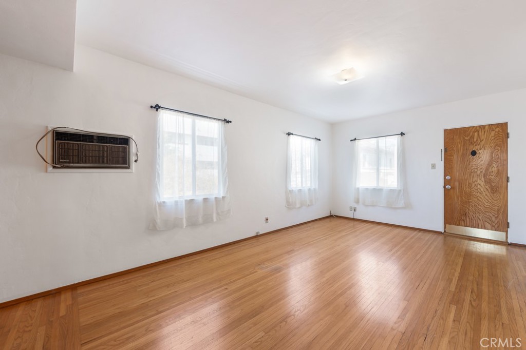 1400 East 3rd Street 9