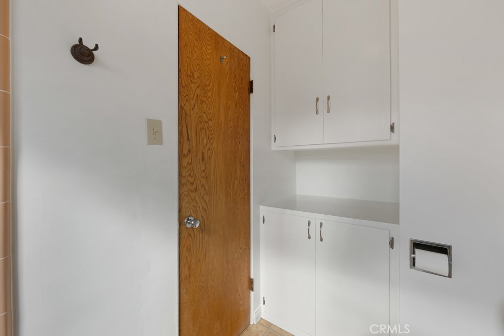 1400 East 3rd Street 9