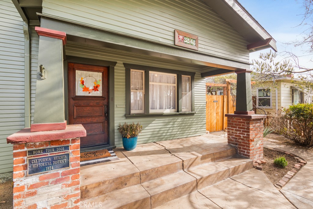 3548 Orange Avenue
