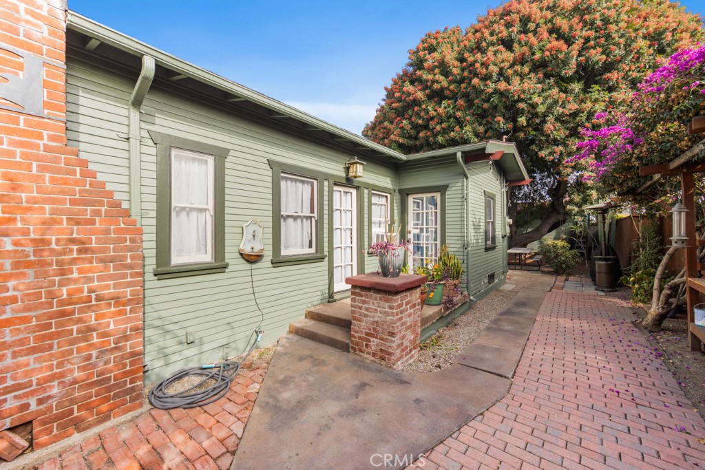 3548 Orange Avenue