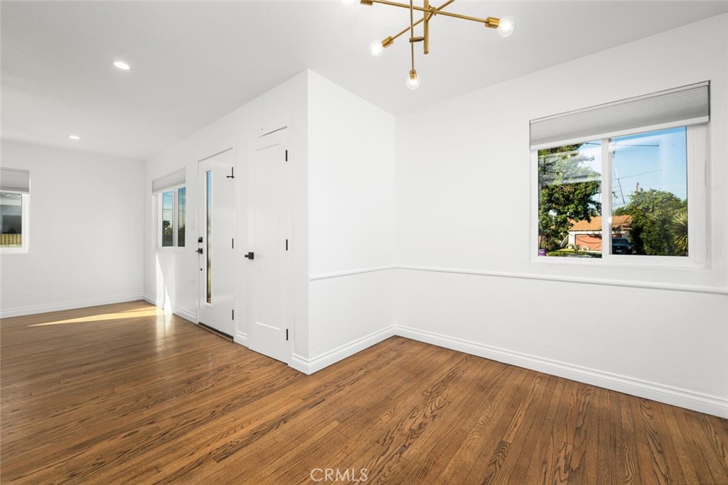 1652 E Rogers Street