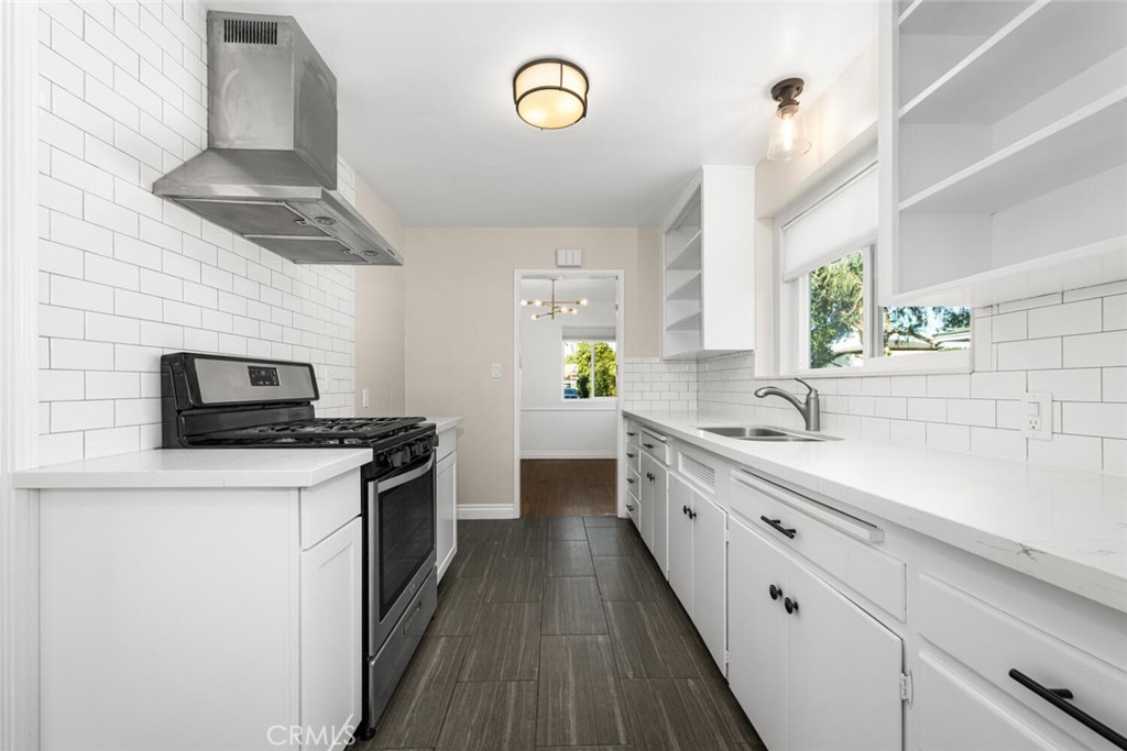 1652 E Rogers Street