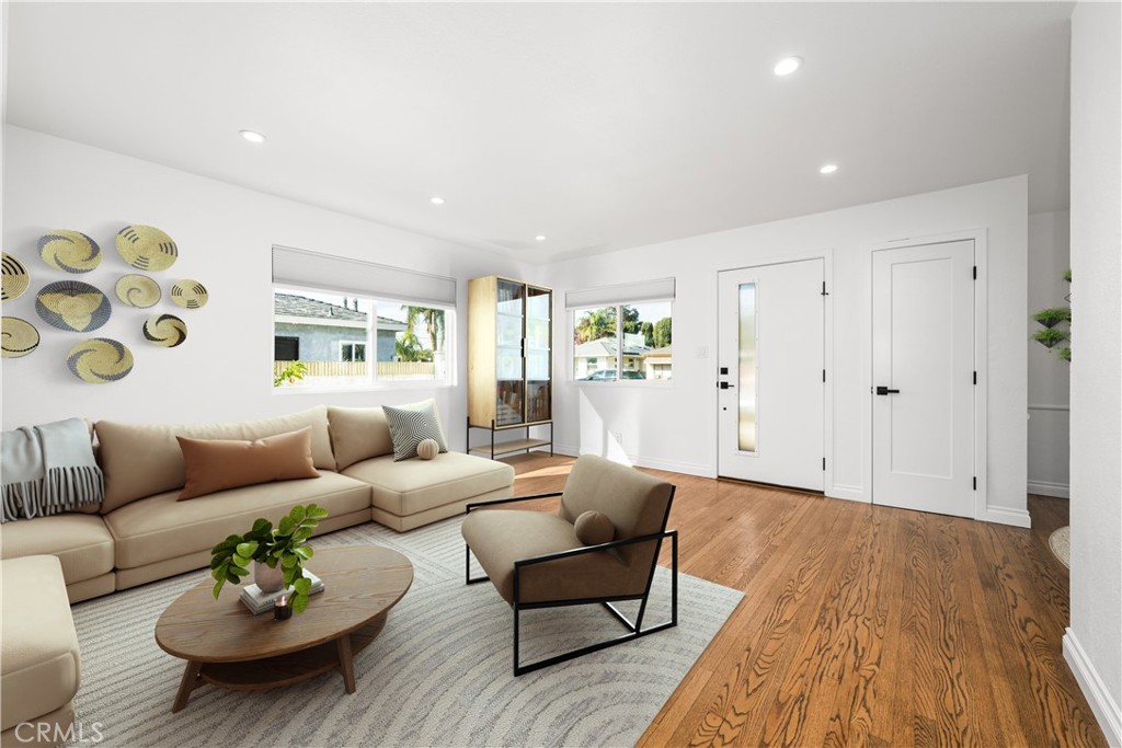 1652 E Rogers Street