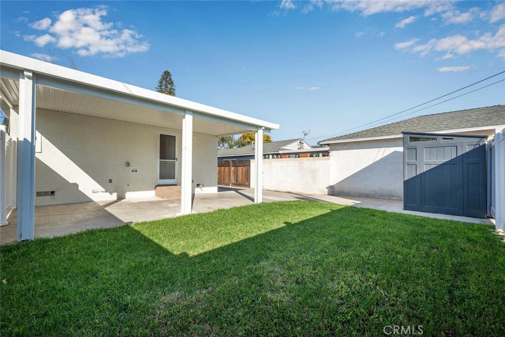 1652 E Rogers Street