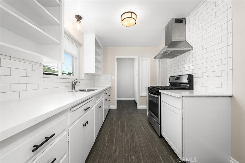 1652 E Rogers Street