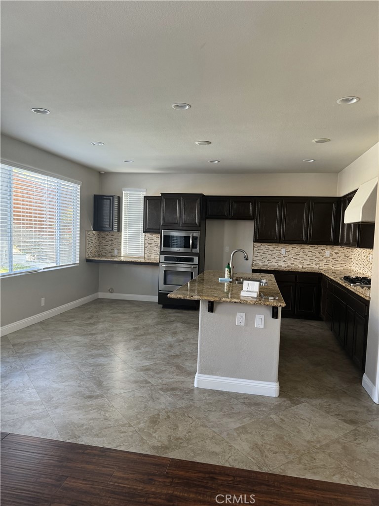 31348 Canterbury Court
