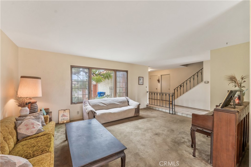 5231 Los Encantos Circle