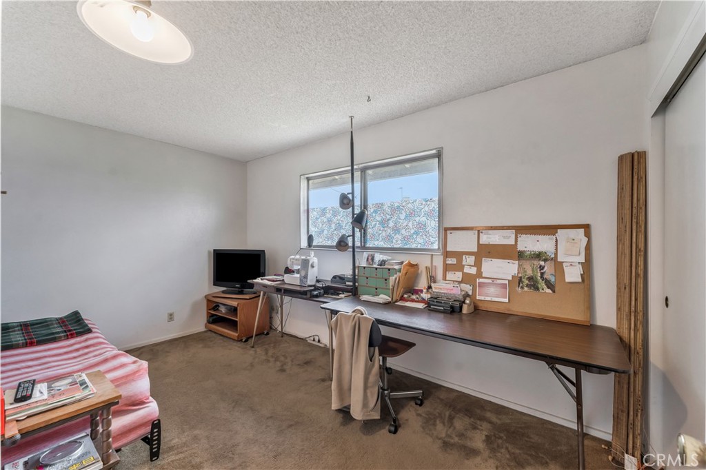 5231 Los Encantos Circle