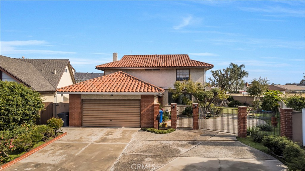 5231 Los Encantos Circle