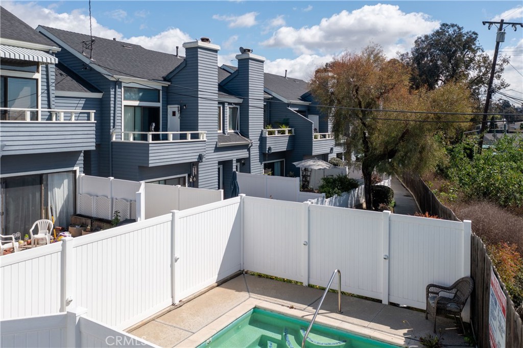3309 N. Crest Drive