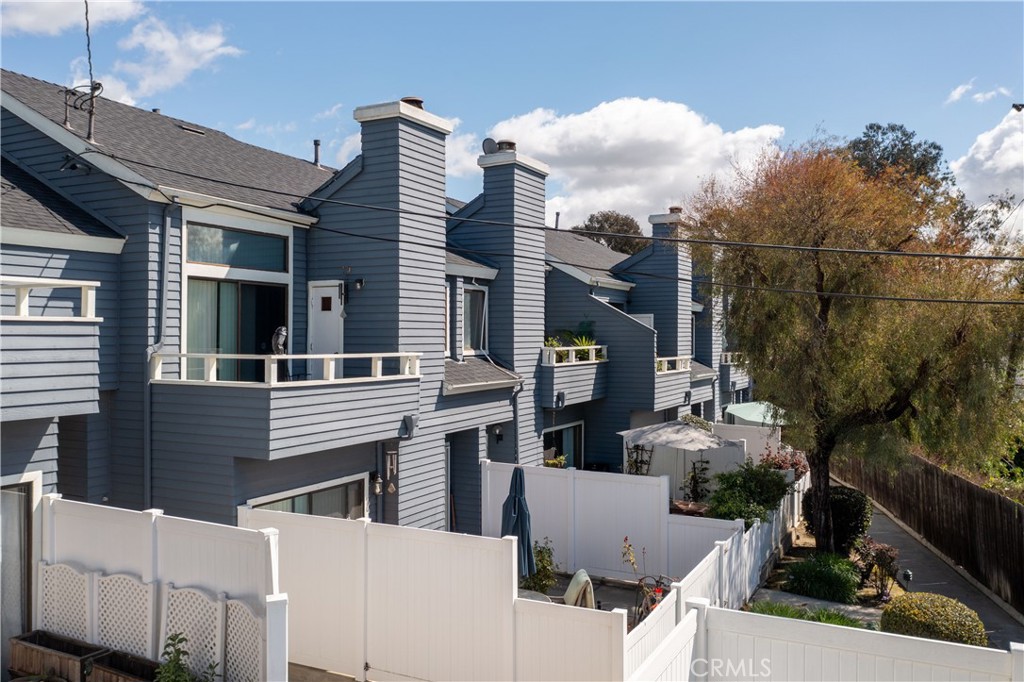 3309 N. Crest Drive