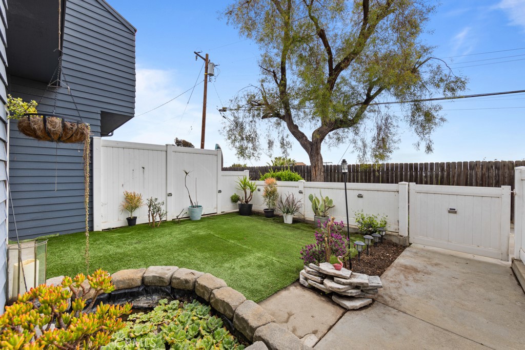 3309 N. Crest Drive