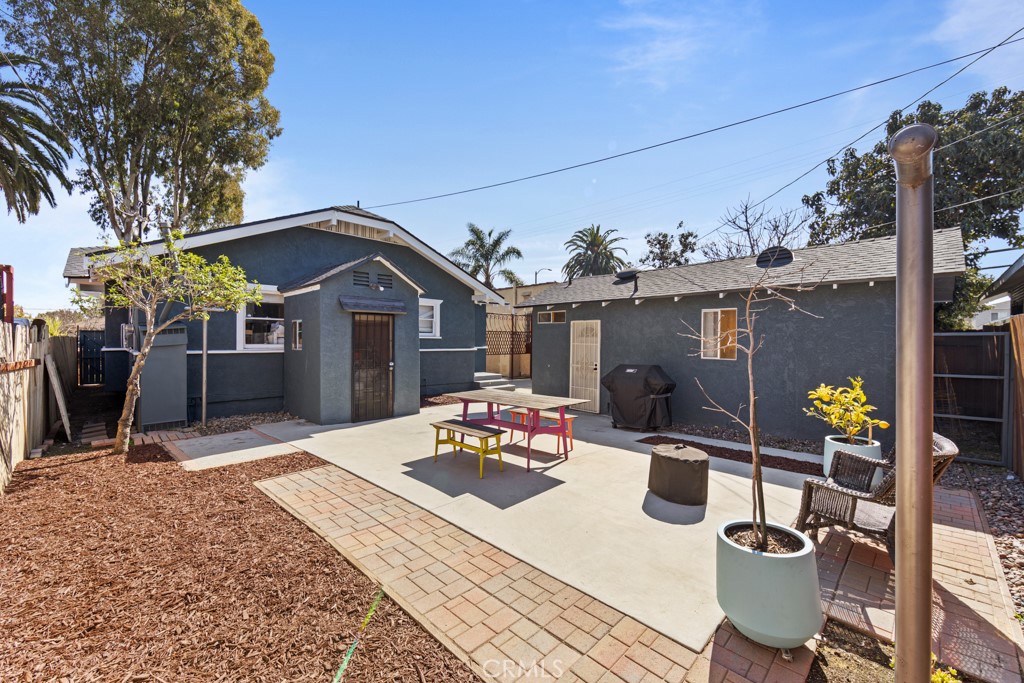 1509 Gardenia Avenue