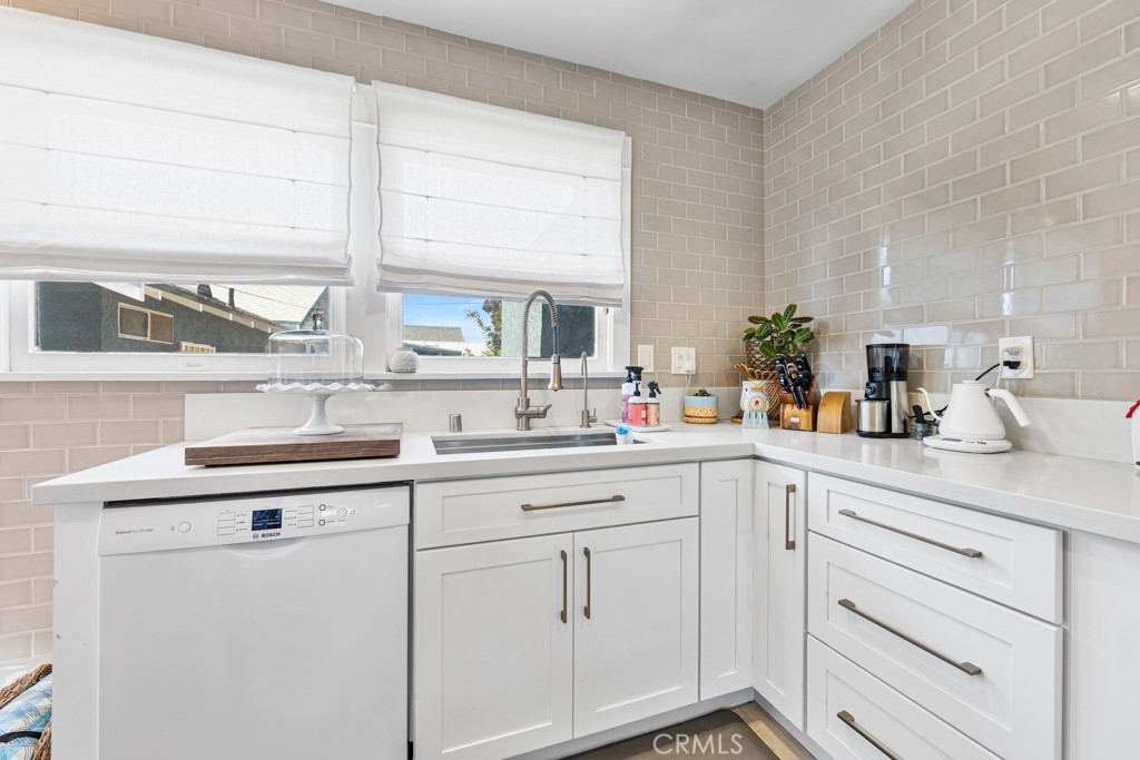 1509 Gardenia Avenue