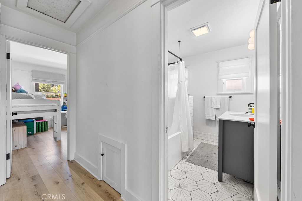 1509 Gardenia Avenue