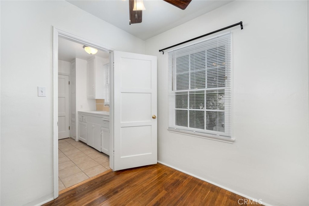 814 E Carson St