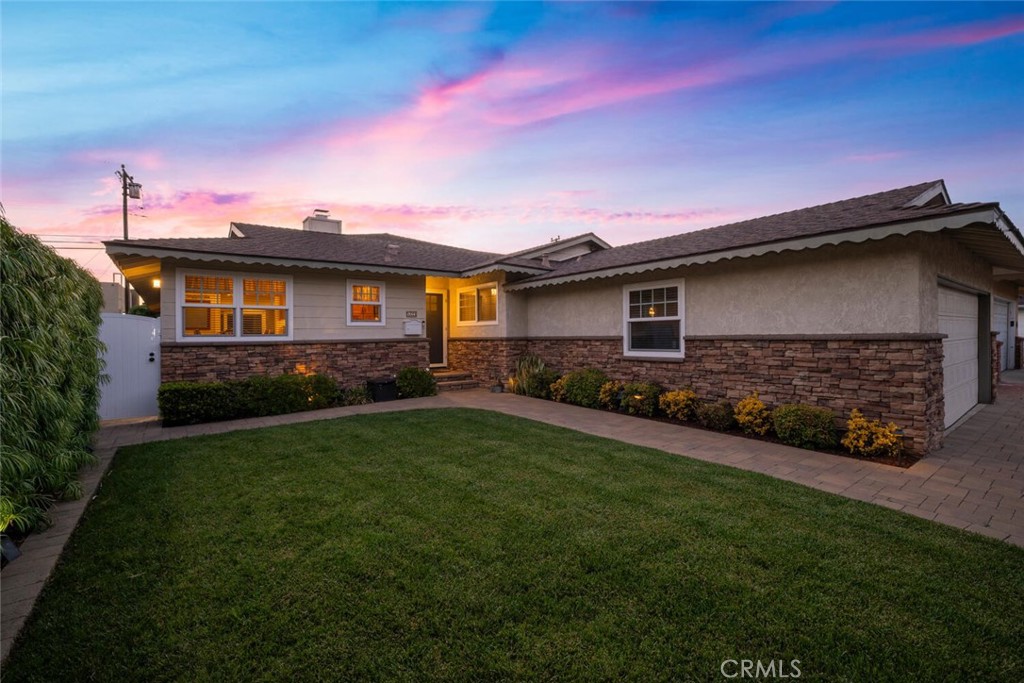 5323 Fidler Avenue
