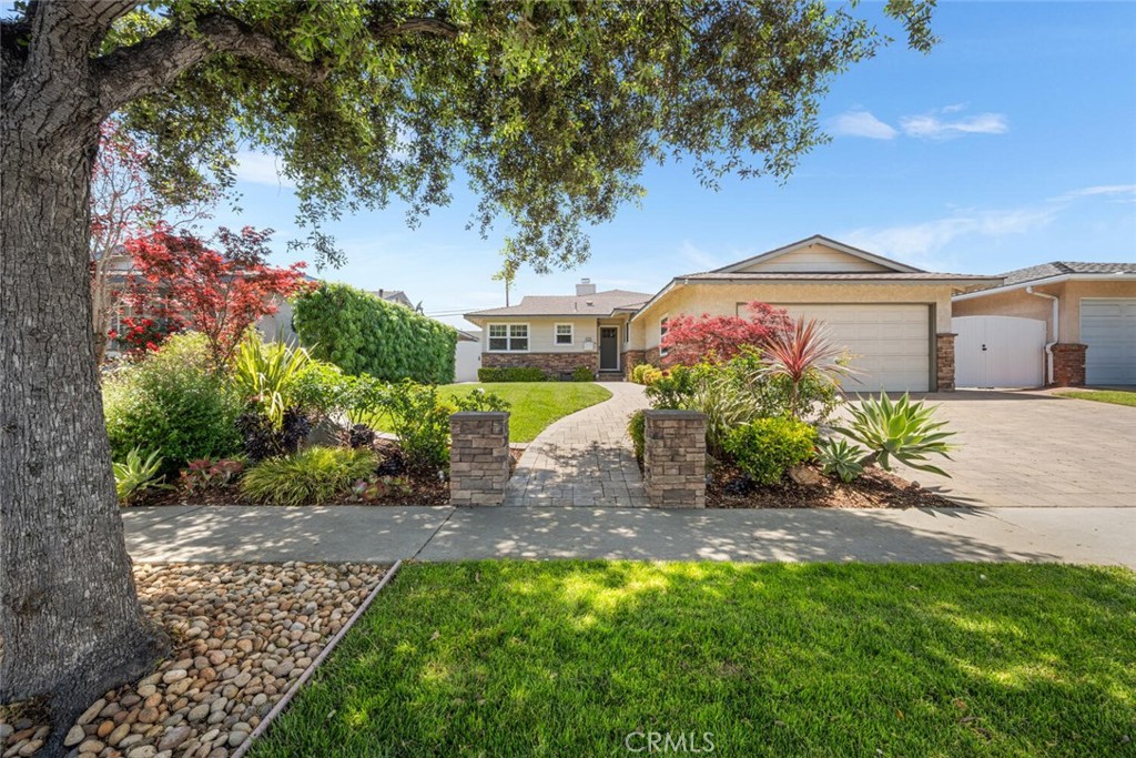 5323 Fidler Avenue