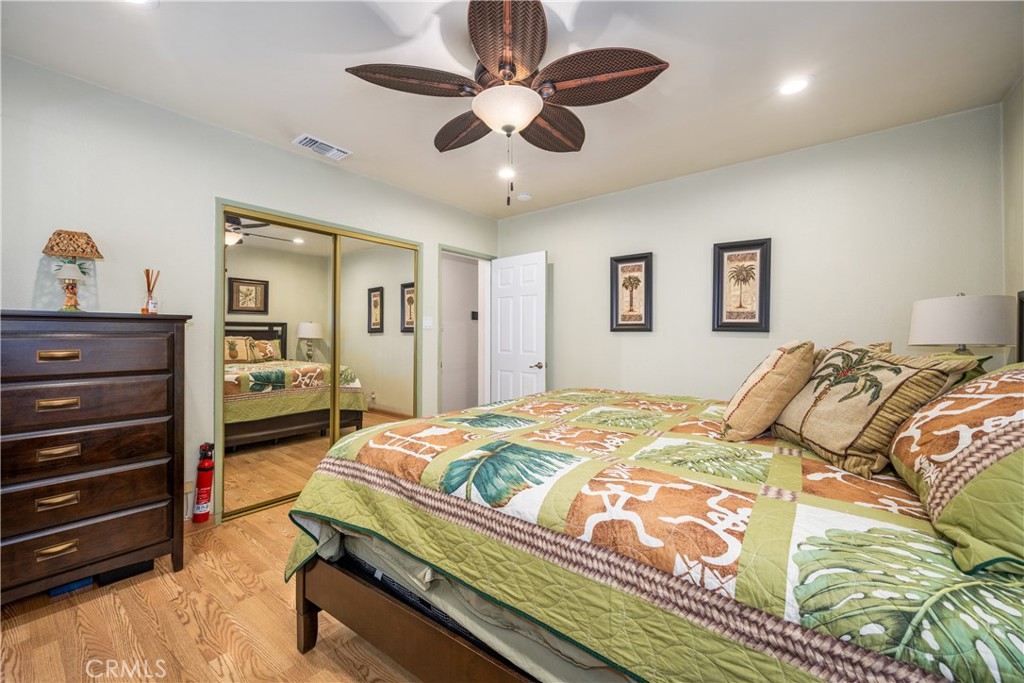 13622 Benfield Avenue