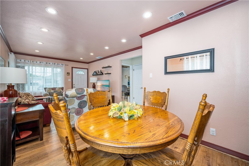 13622 Benfield Avenue