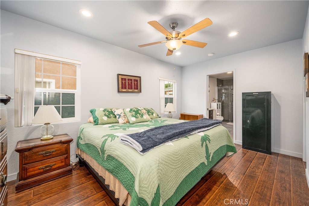 13622 Benfield Avenue