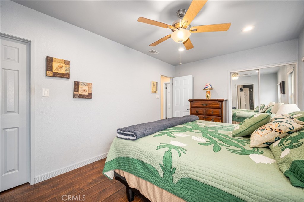 13622 Benfield Avenue