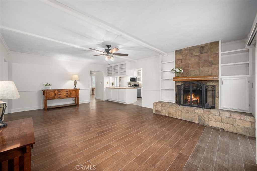 7028 E Parkcrest Street