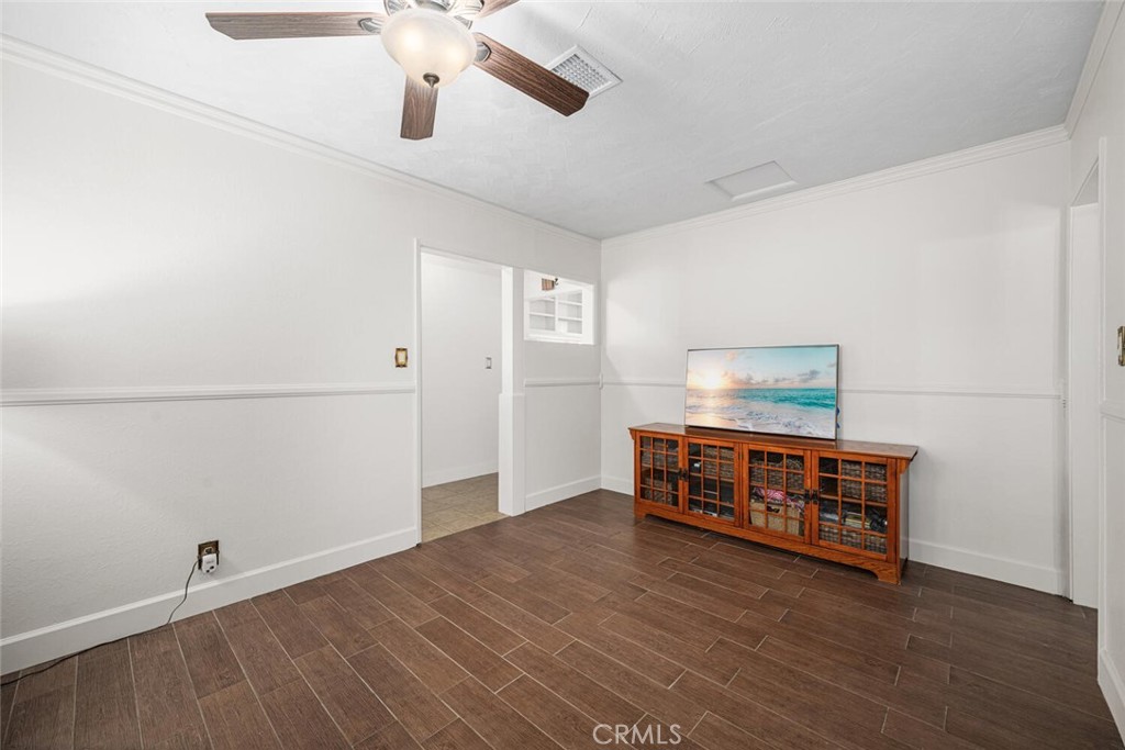 7028 E Parkcrest Street