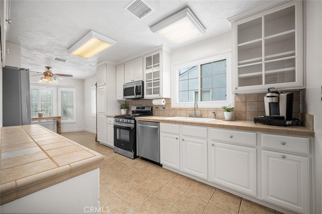 7028 E Parkcrest Street