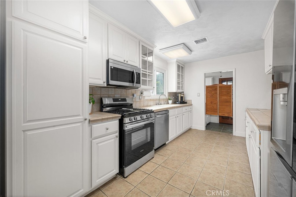 7028 E Parkcrest Street