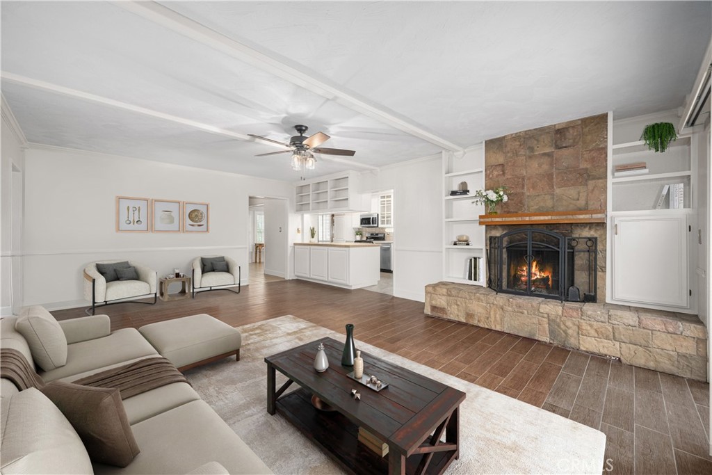 7028 E Parkcrest Street