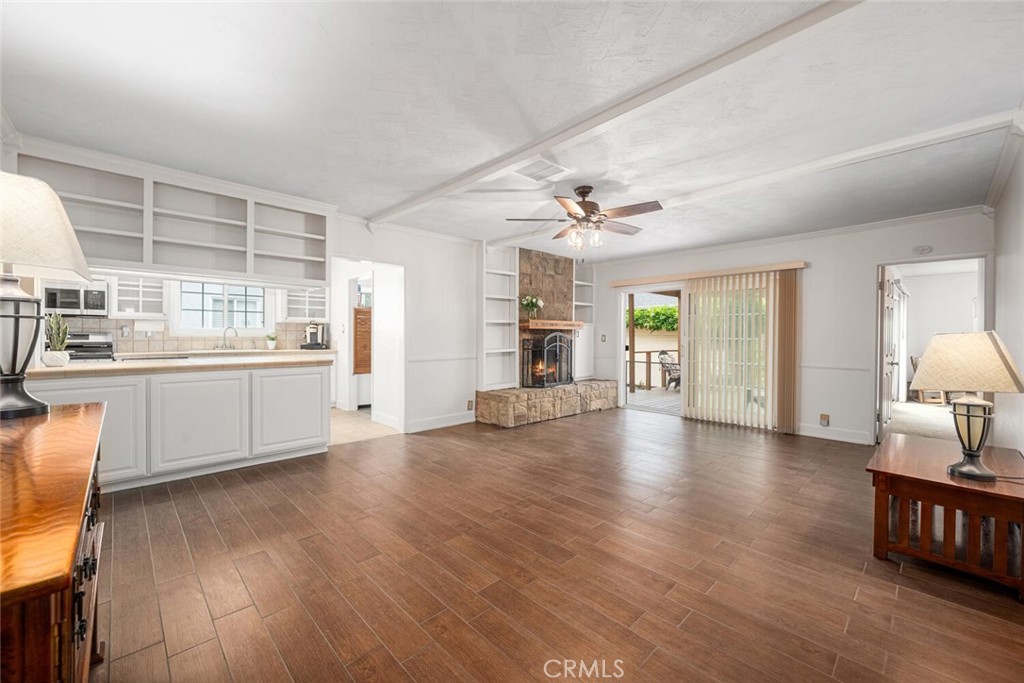 7028 E Parkcrest Street