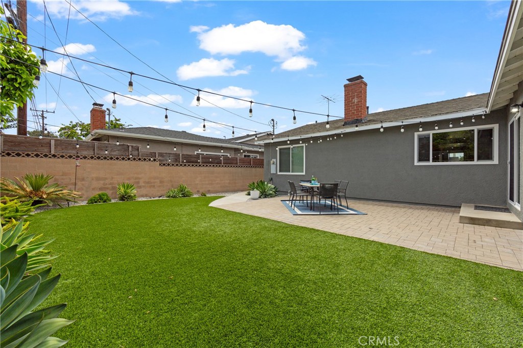 6841 E Septimo Street