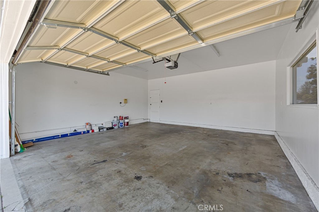 6841 E Septimo Street