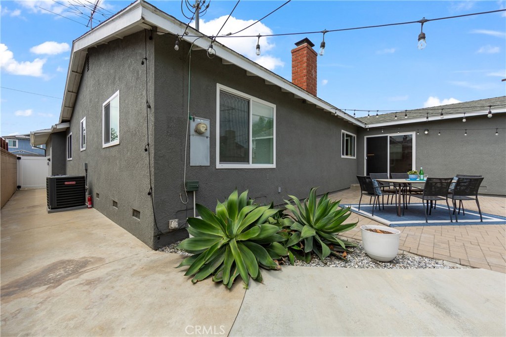6841 E Septimo Street