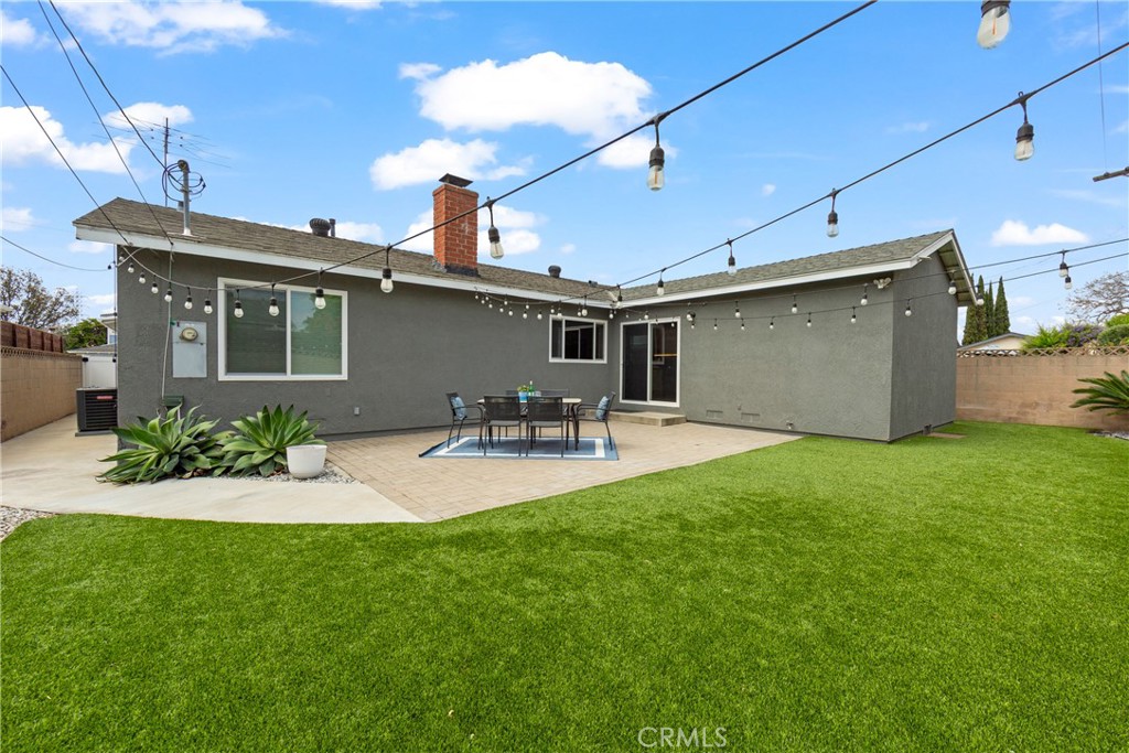 6841 E Septimo Street