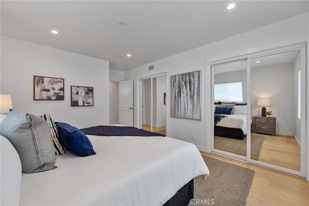 6841 E Septimo Street