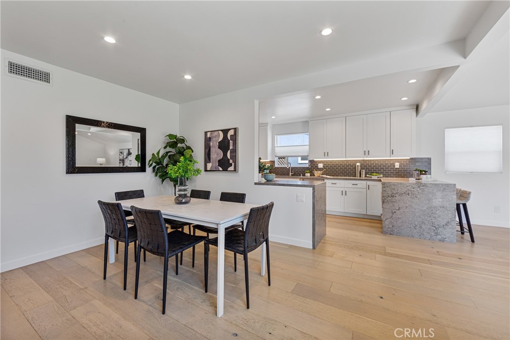 6841 E Septimo Street