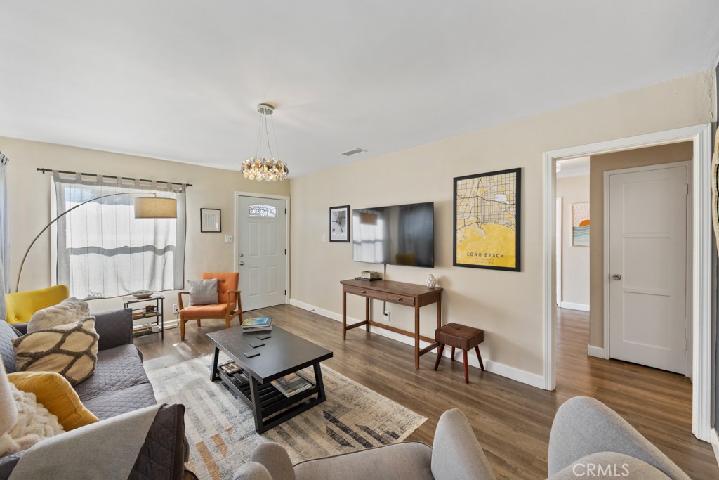 213 East 45th Street