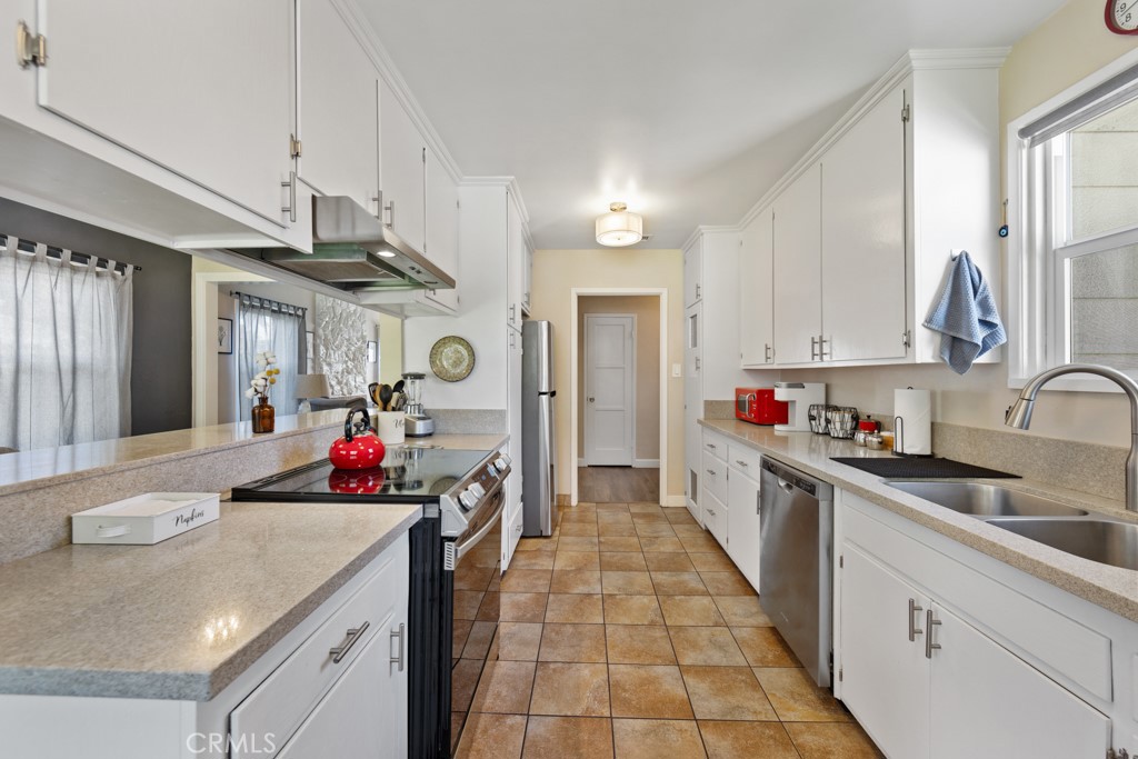 213 East 45th Street